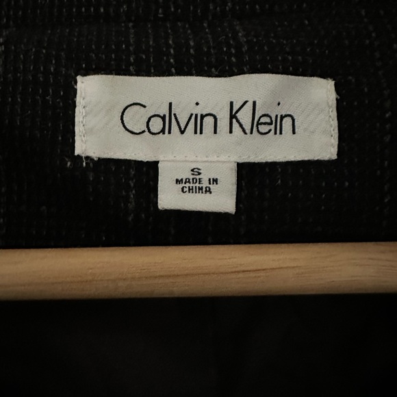 Grey wool wrap boiled coat from Calvin Klein size S Three quarters sleeved. - Picture 3 of 3